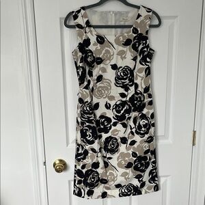 Chic Black and Cream Floral Midi Dress